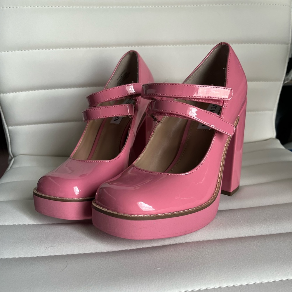 Steve Madden Mary Jane Pink Platform Pumps Gem